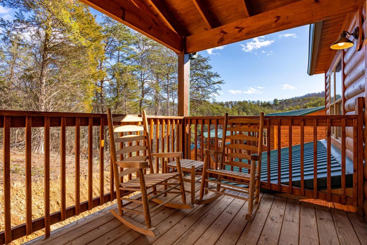 5Bd5B Escape Cabin With 2 Hottubs, Thtr &Game Rm,1Mi To The Parkway! 4Mi To Dollywood - Spring Deal Піджен-Фордж Екстер'єр фото
