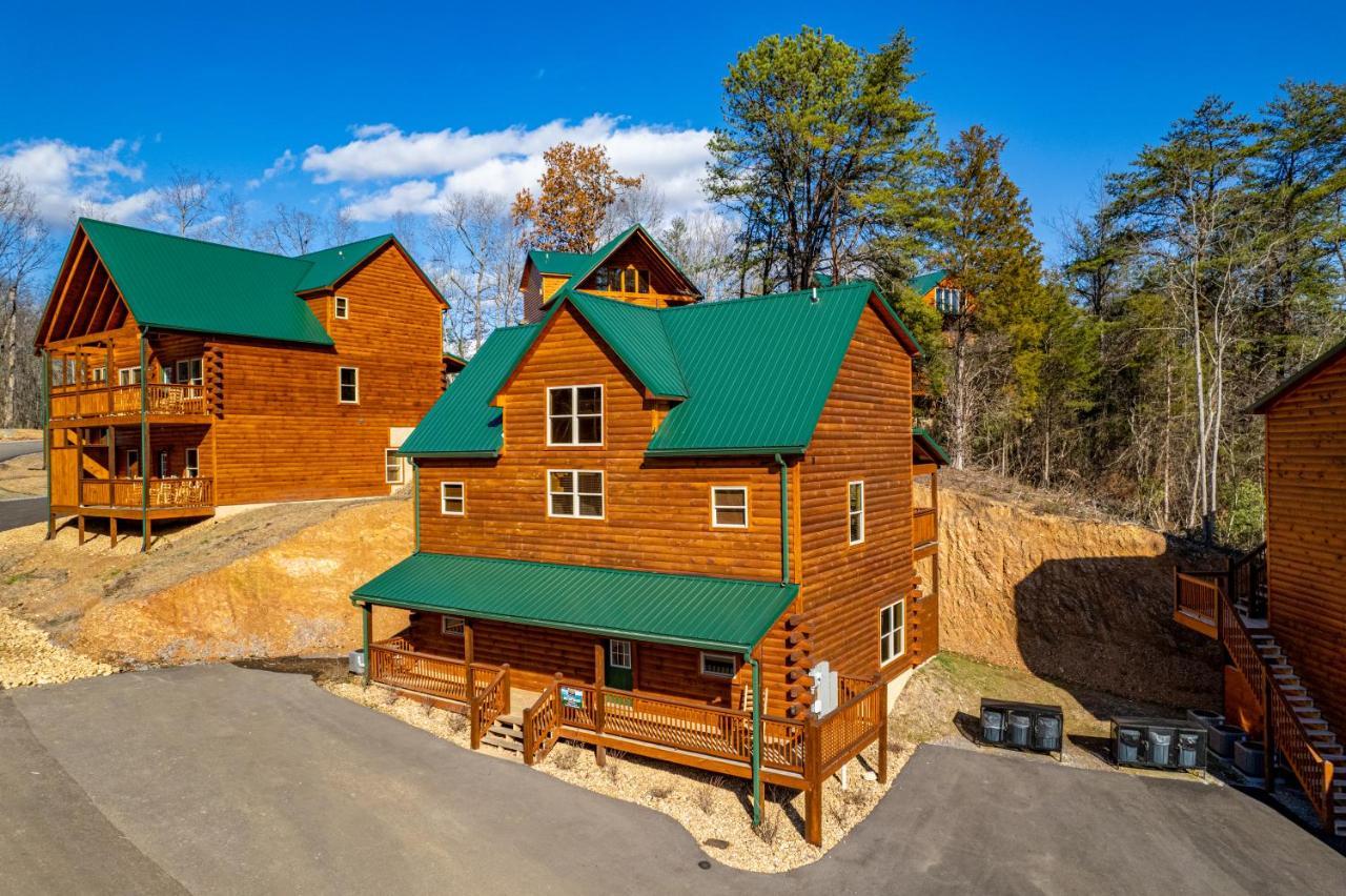 5Bd5B Escape Cabin With 2 Hottubs, Thtr &Game Rm,1Mi To The Parkway! 4Mi To Dollywood - Spring Deal Піджен-Фордж Екстер'єр фото